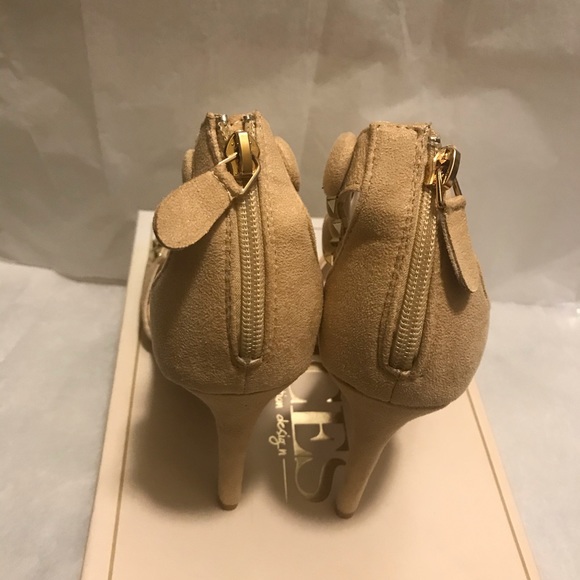 NIB VICES HEELS - Picture 3 of 4